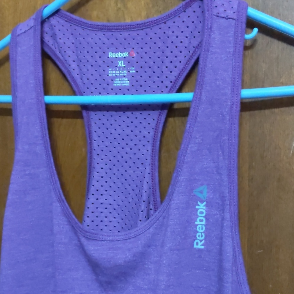 Exercise tank